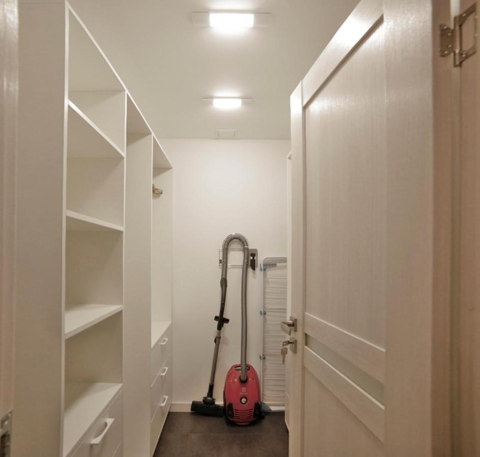 Great Location, Stylish Apartment Jūrkalne 外观 照片